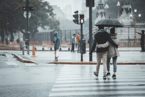 介護職の転職で人間関係がつらい時の対処法は？